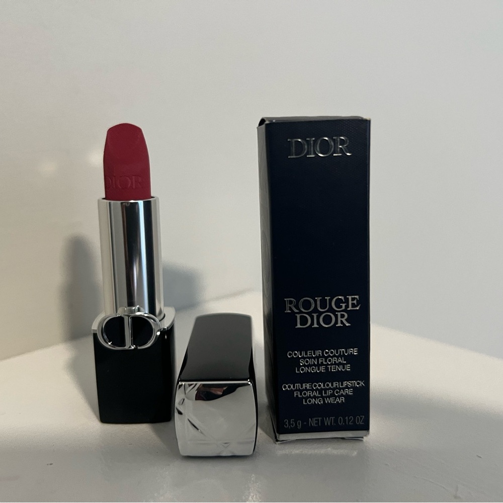🎉Host Pick🎉 5/23/2024 🎉DIOR Rouge Dior -Virevolte velvet finish 581